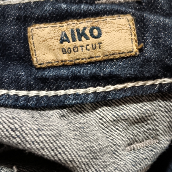 Silver Jeans Co Aiko Bootcut: size 14 - Picture 3 of 4